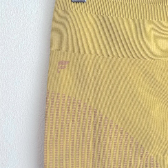 Fabletics Define PowerHold High-Waisted Legging In Gridlock Size Medium - Picture 5 of 11